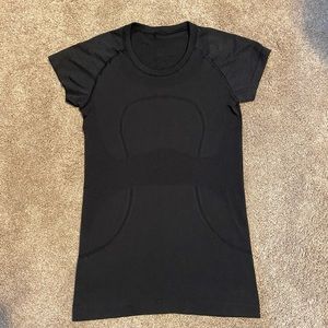 Lululemon Swiftly Tech Short Sleeve